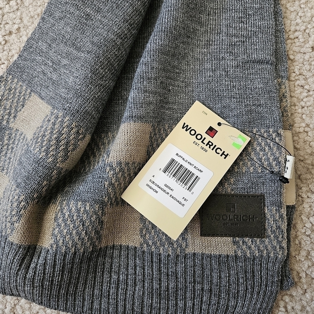 Nwts Woolrich buffalo knit scarf - Picture 2 of 6